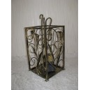 Akcesoria kominkowe w koszu